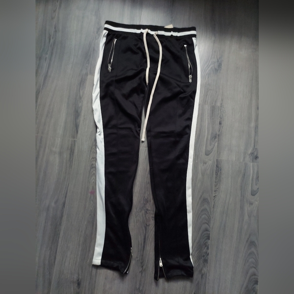 Trackpants - Picture 1 of 4